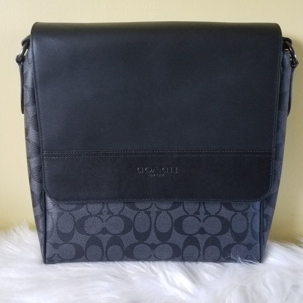 Nwt Coach Men's Houston Messenger bag